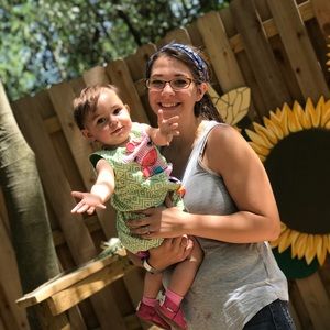 Meet your Posher, Ashley